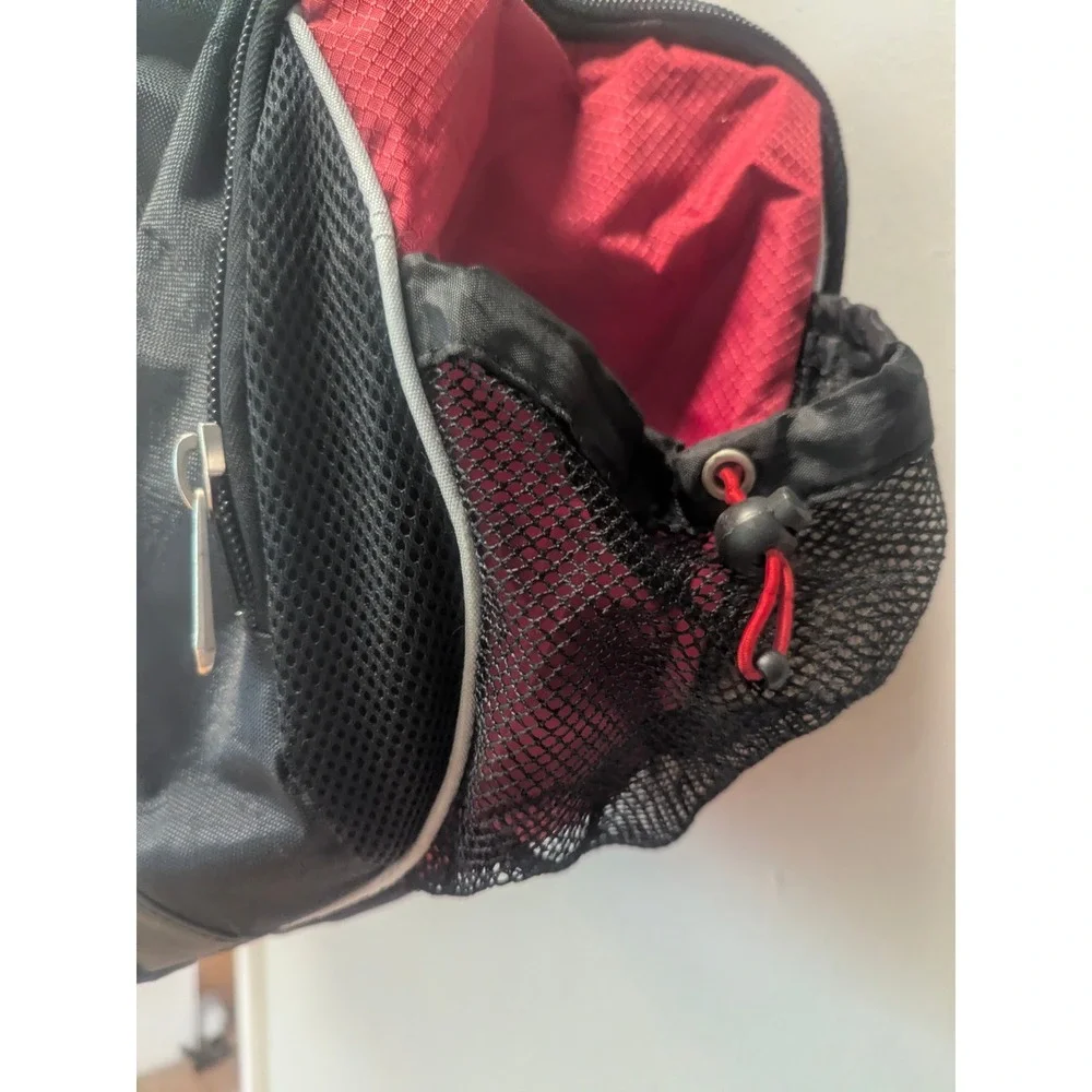 New Balance Duffel Bag Unisex OS Black Red Good Sporty Gym Travel Bag